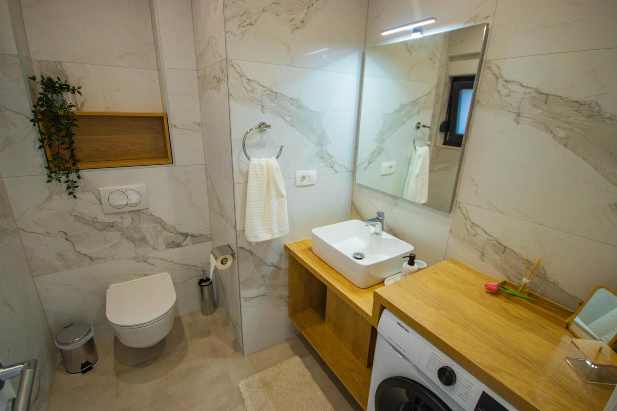 Apartmani Le-Lu Kaštela Cameră foto